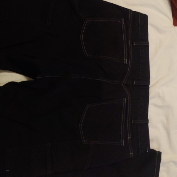 Indigo power stretch denim - Picture 2 of 8
